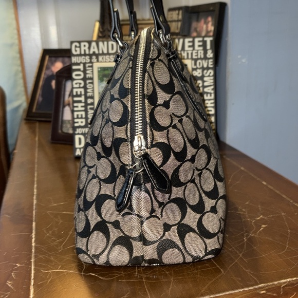 Coach Black and Gray Signature Handbag - Picture 4 of 12